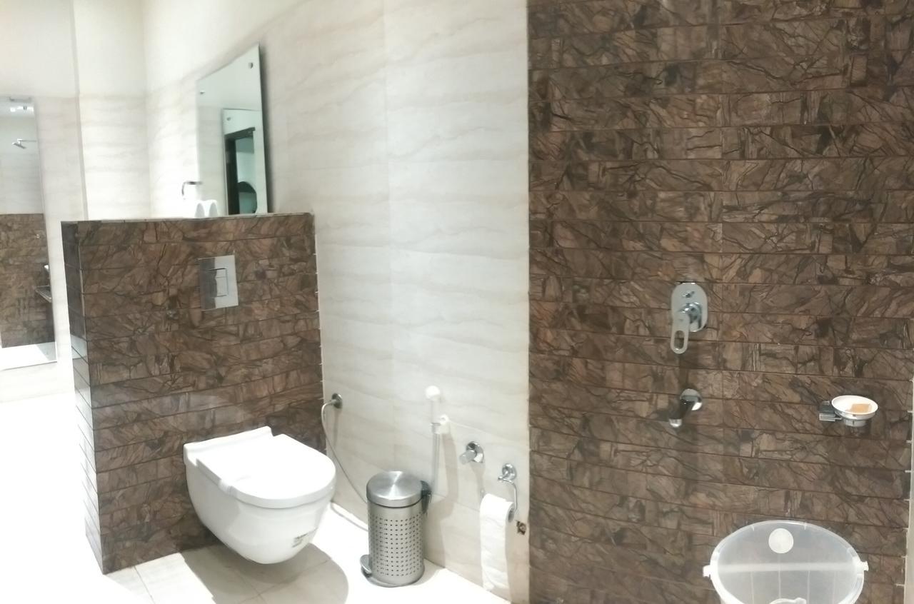 Hotel Aroma Inn Sirsa Екстериор снимка