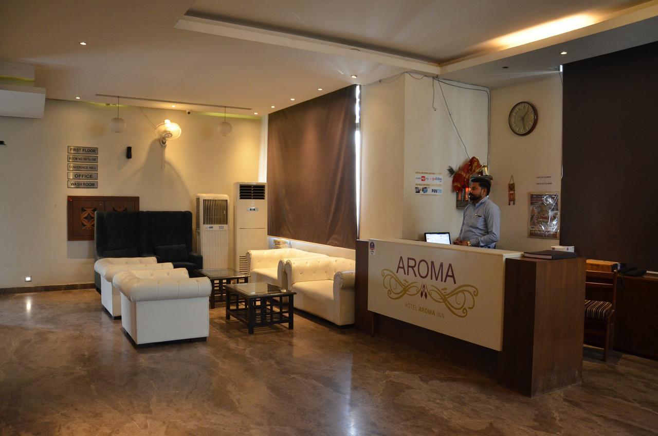 Hotel Aroma Inn Sirsa Екстериор снимка